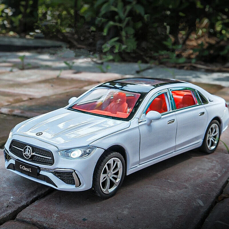 Diecast Model Mercedes C-CLASS C260 1/24