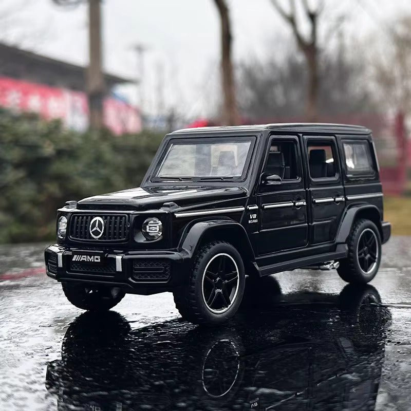 Diecast Model Mercedes Bens AMG G-63 1/24